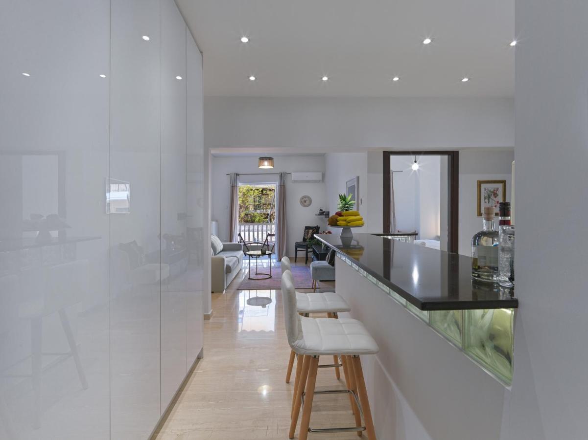 Newly Renovated Apartment In The Heart Of Athen Exterior foto