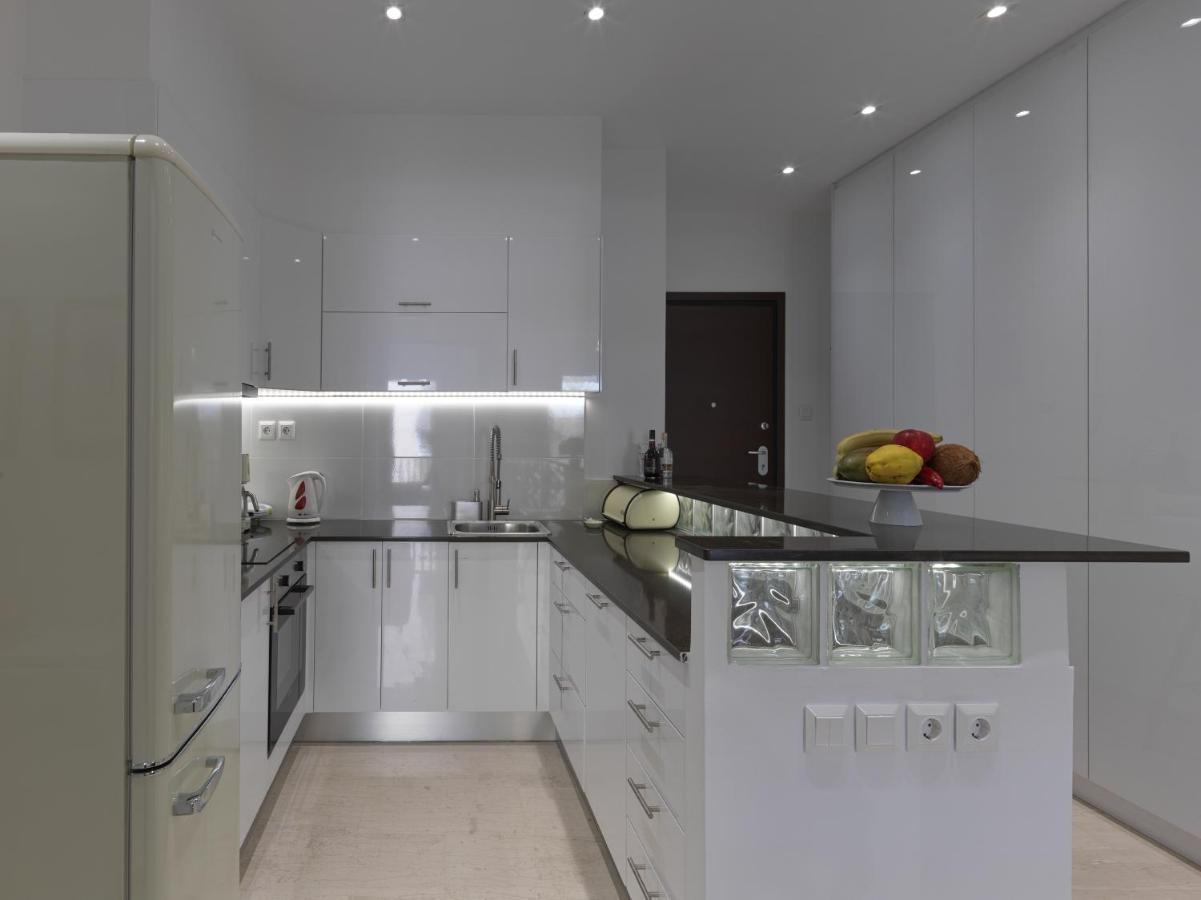 Newly Renovated Apartment In The Heart Of Athen Exterior foto