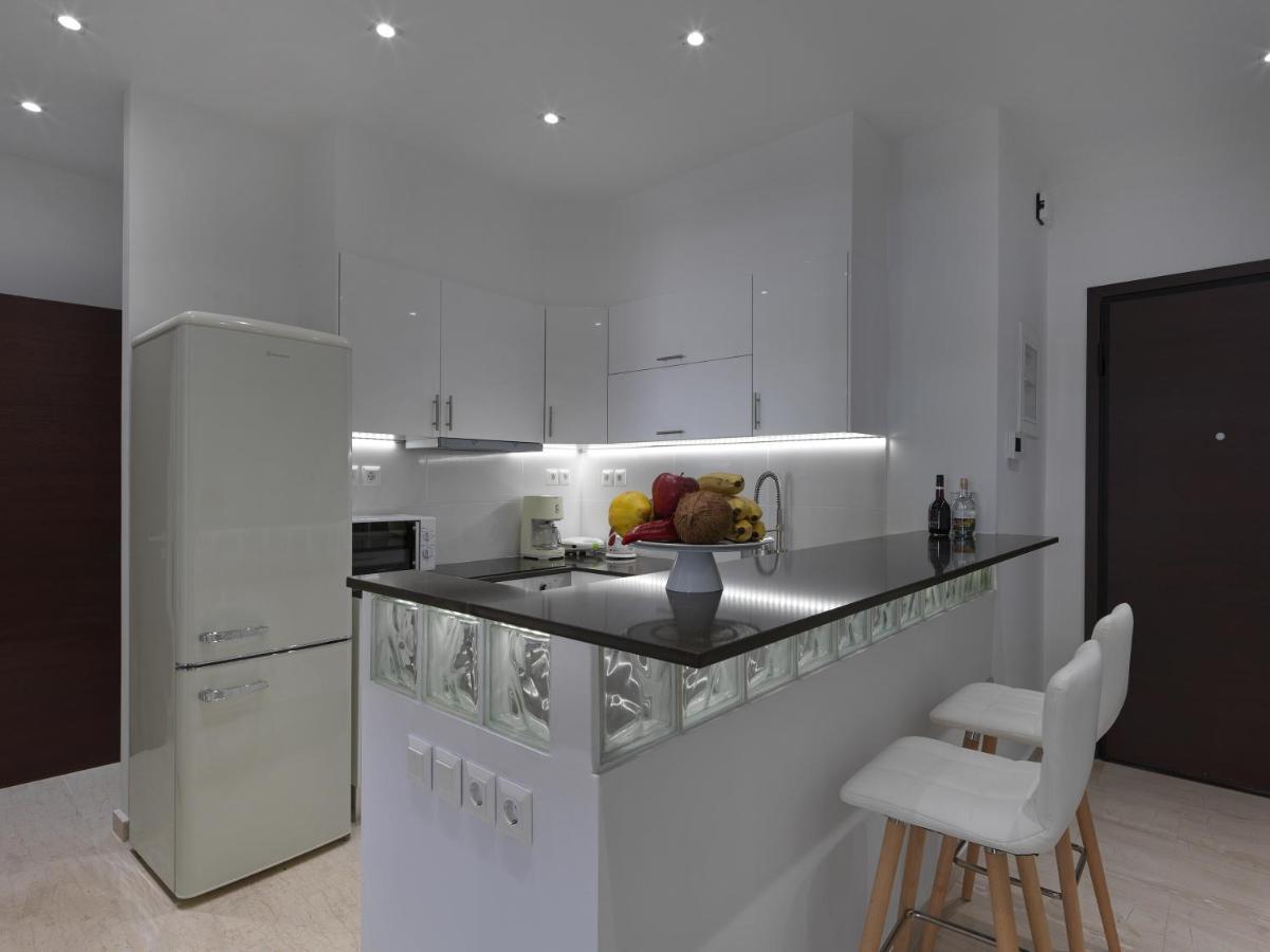 Newly Renovated Apartment In The Heart Of Athen Exterior foto