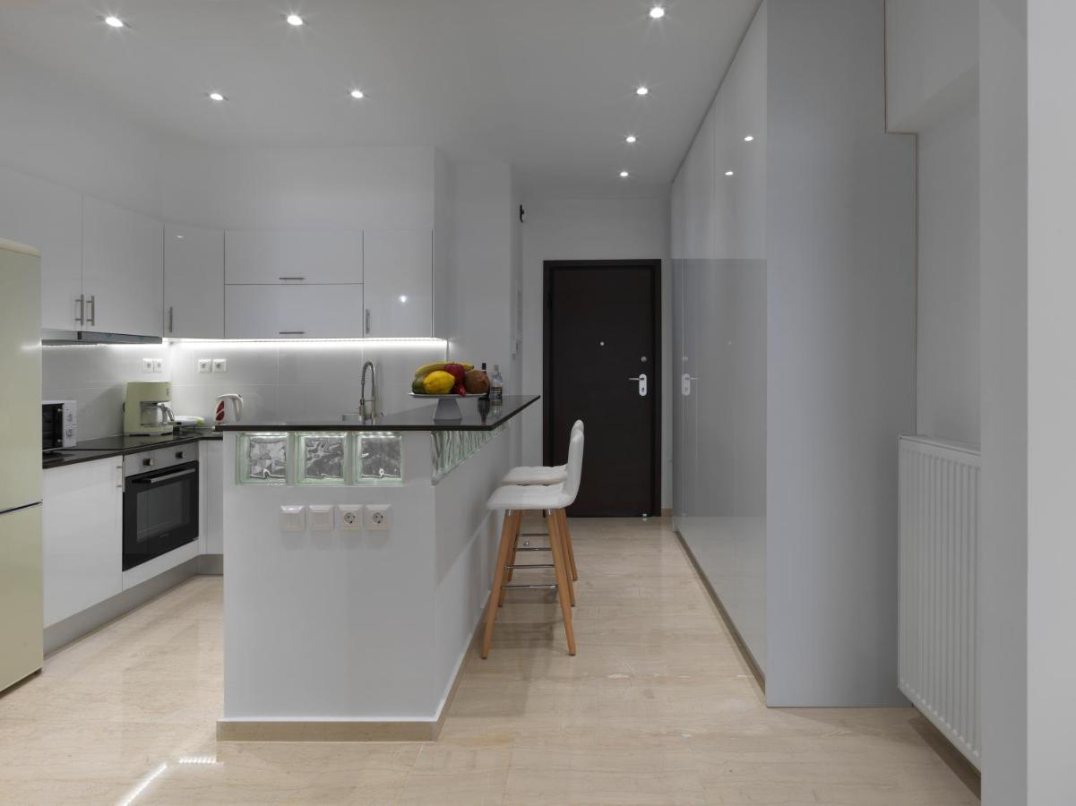 Newly Renovated Apartment In The Heart Of Athen Exterior foto