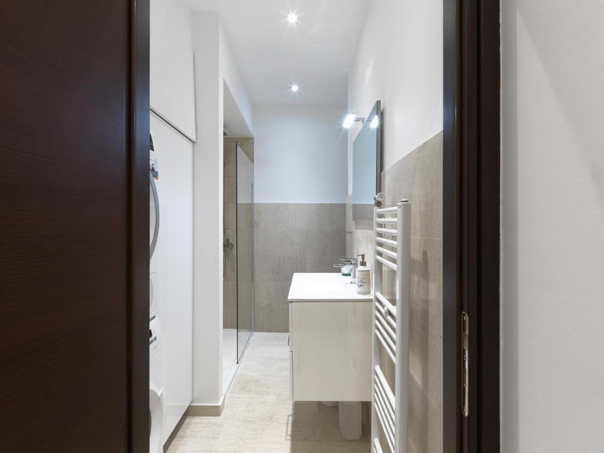 Newly Renovated Apartment In The Heart Of Athen Exterior foto