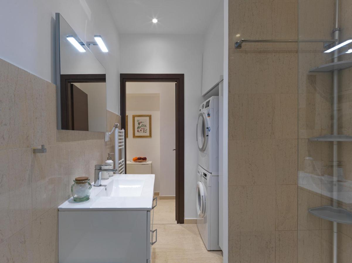 Newly Renovated Apartment In The Heart Of Athen Exterior foto