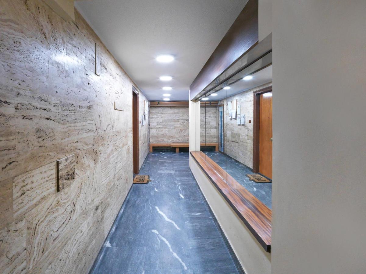 Newly Renovated Apartment In The Heart Of Athen Exterior foto